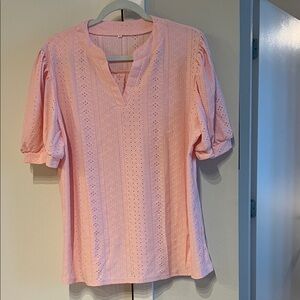Pink Eyelet Women's Top 2XL 💕LAST ONE💕